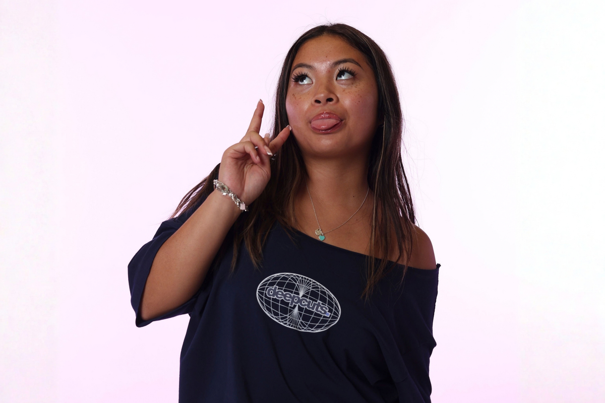 deepcuts essential tee